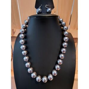 HC Gunmetal Faux Pearl Necklace and Earring Set Silver Tone Extender 17-20 Inch
